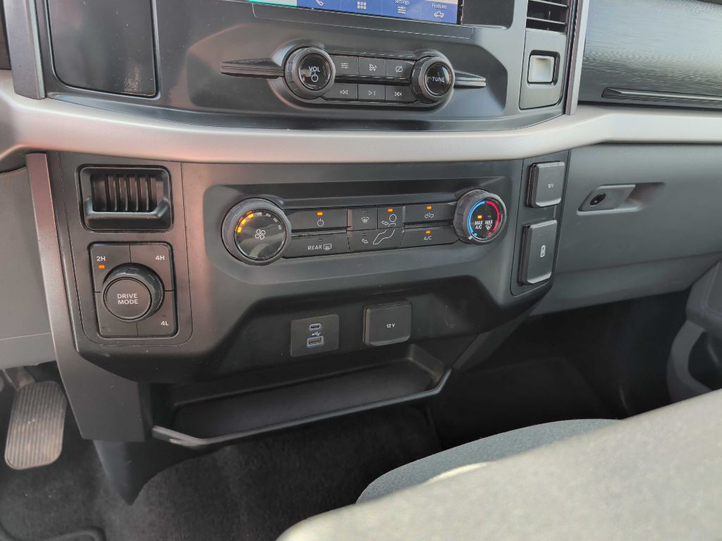Photo 17 of this FORD F-150