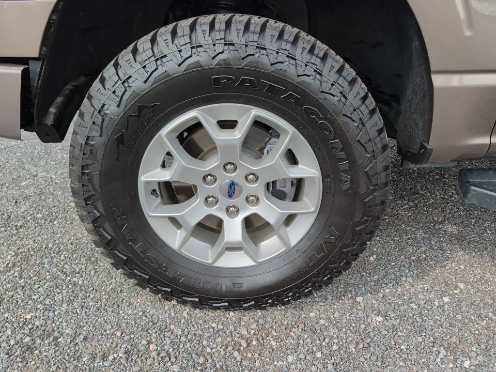 Photo 31 of this FORD F-150