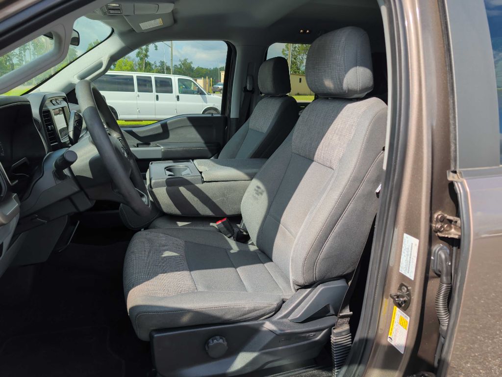 Photo 9 of this FORD F-150