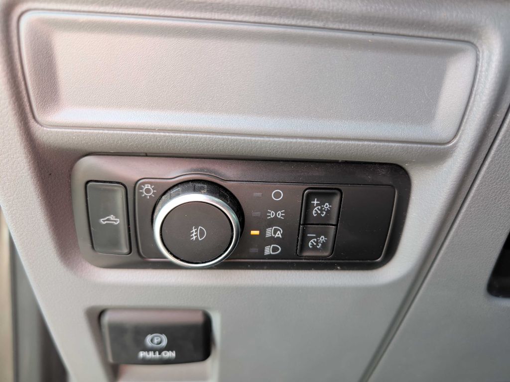 Photo 18 of this FORD F-150
