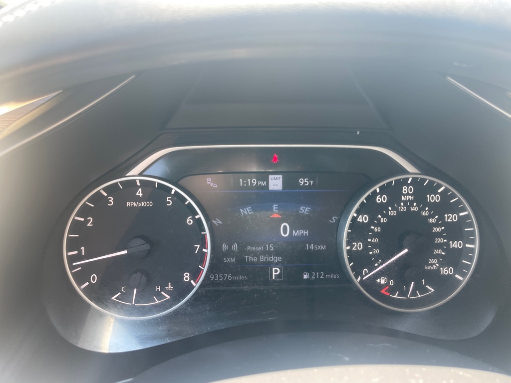 Photo 24 of this NISSAN MURANO