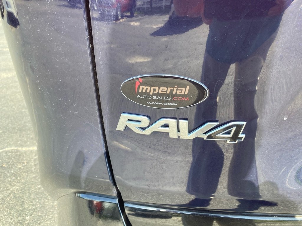 Photo 10 of this TOYOTA RAV4 HYBRID
