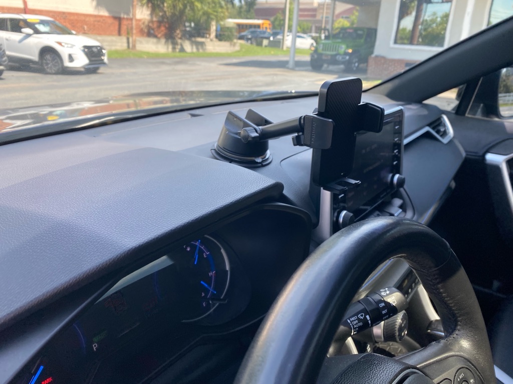 Photo 44 of this TOYOTA RAV4 HYBRID