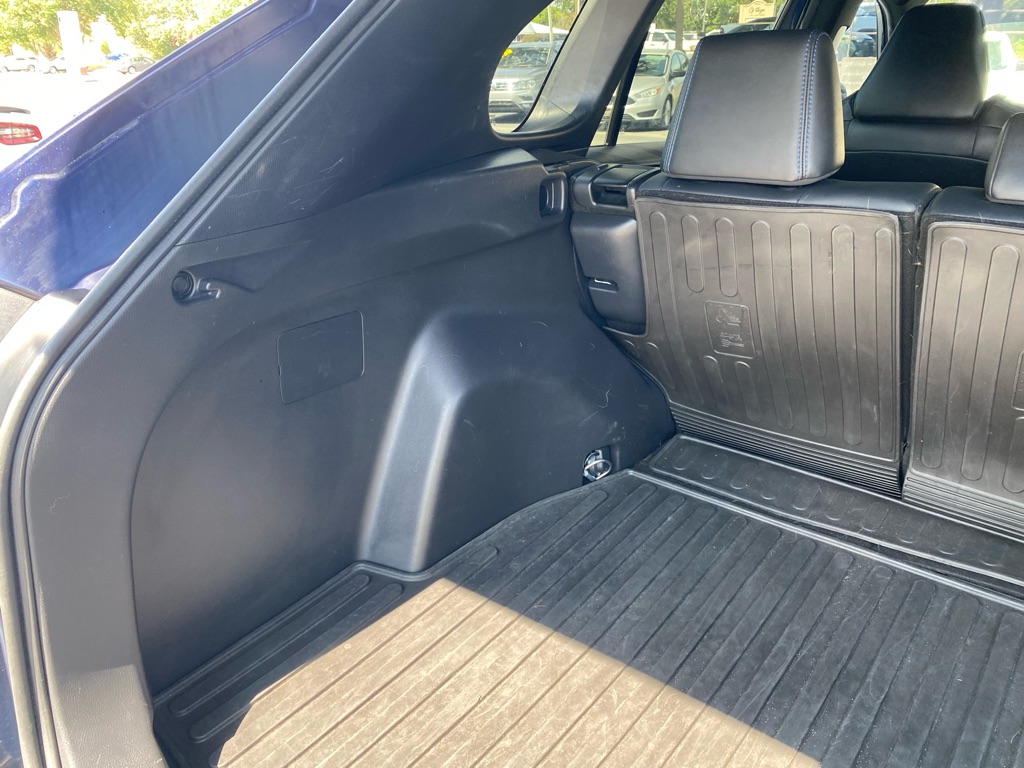 Photo 61 of this TOYOTA RAV4 HYBRID