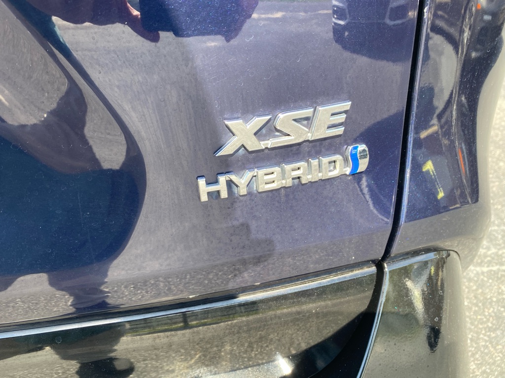 Photo 11 of this TOYOTA RAV4 HYBRID