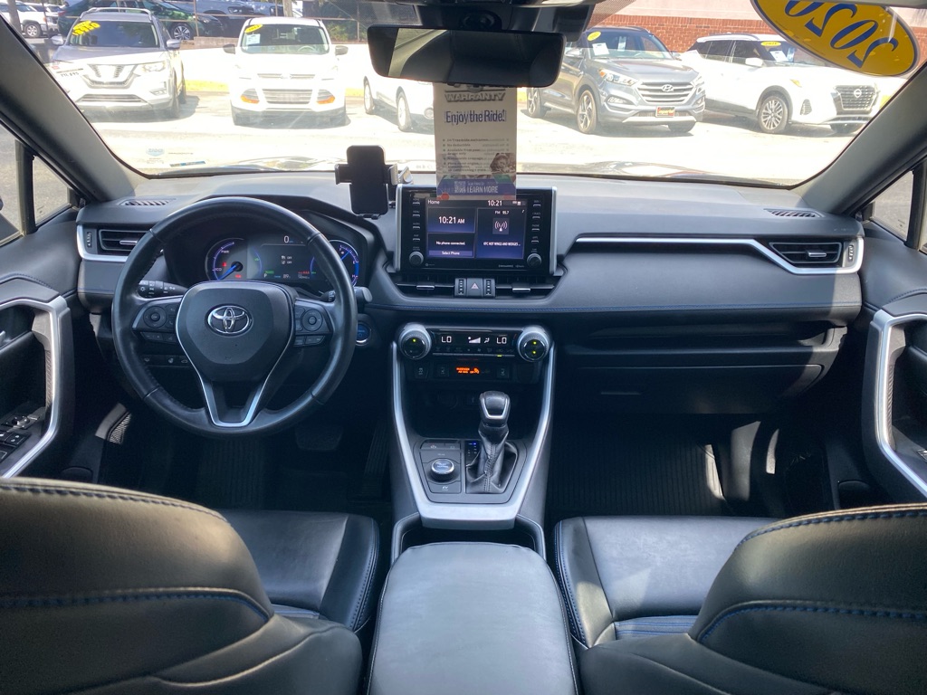Photo 18 of this TOYOTA RAV4 HYBRID