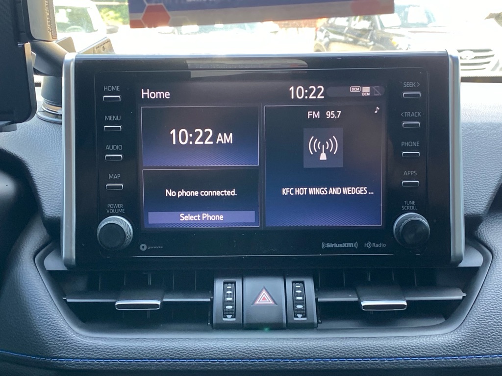 Photo 25 of this TOYOTA RAV4 HYBRID