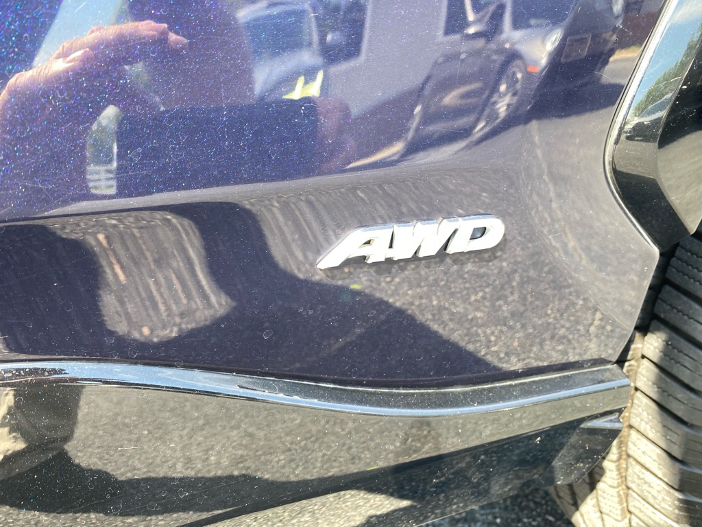 Photo 12 of this TOYOTA RAV4 HYBRID