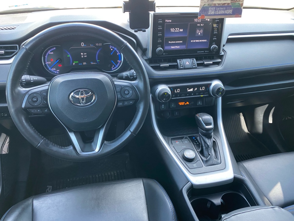 Photo 23 of this TOYOTA RAV4 HYBRID