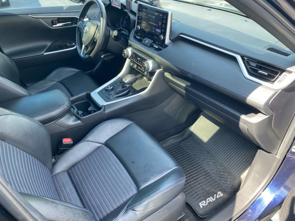 Photo 47 of this TOYOTA RAV4 HYBRID