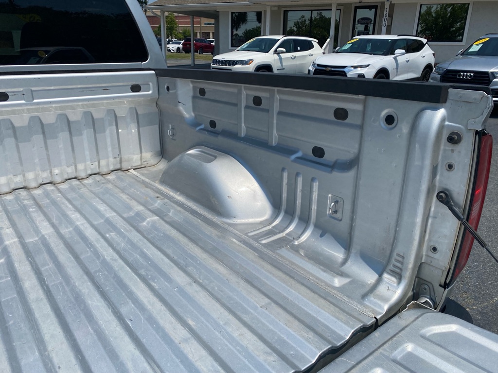 Photo 48 of this CHEVROLET COLORADO