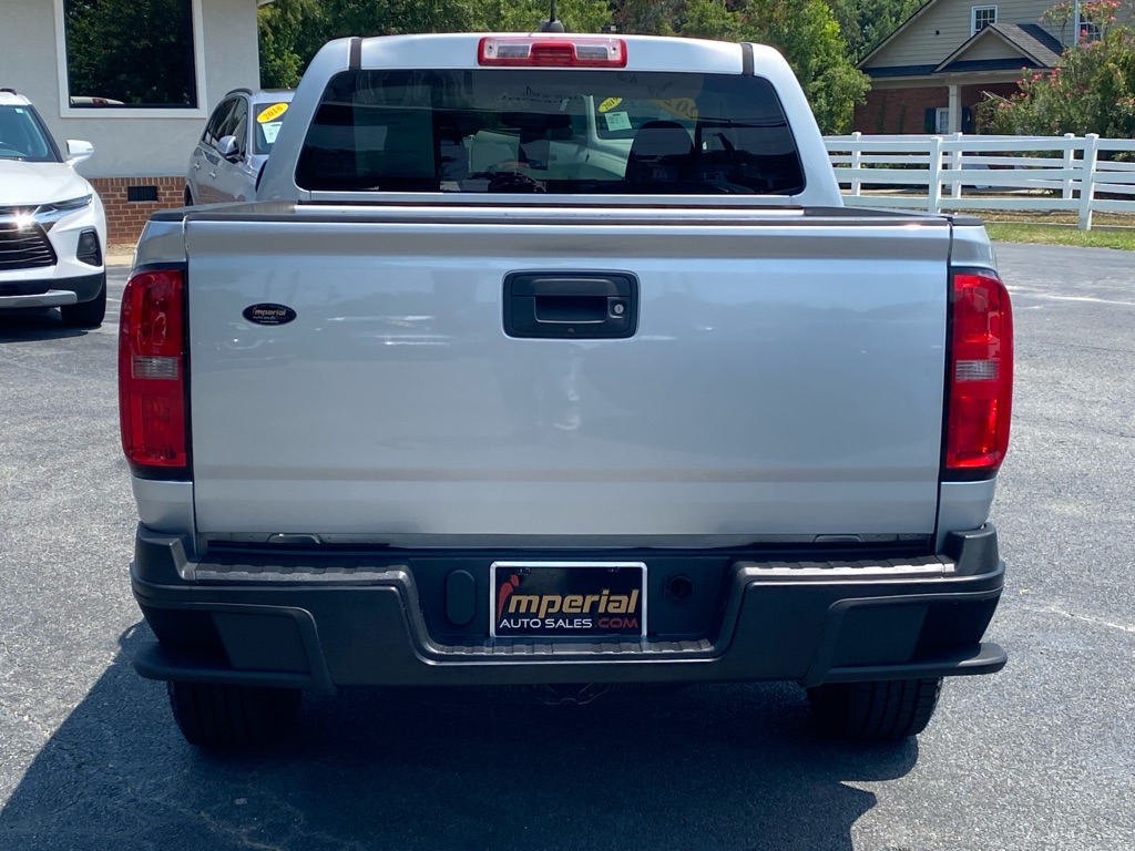 Photo 8 of this CHEVROLET COLORADO