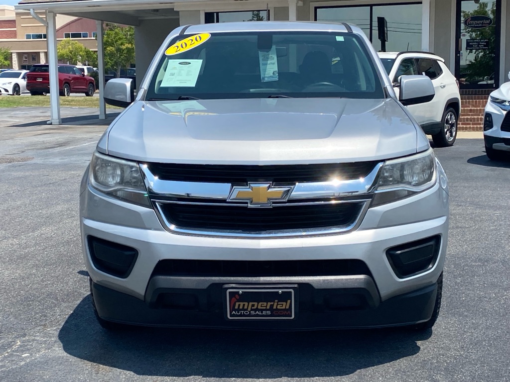 Photo 2 of this CHEVROLET COLORADO