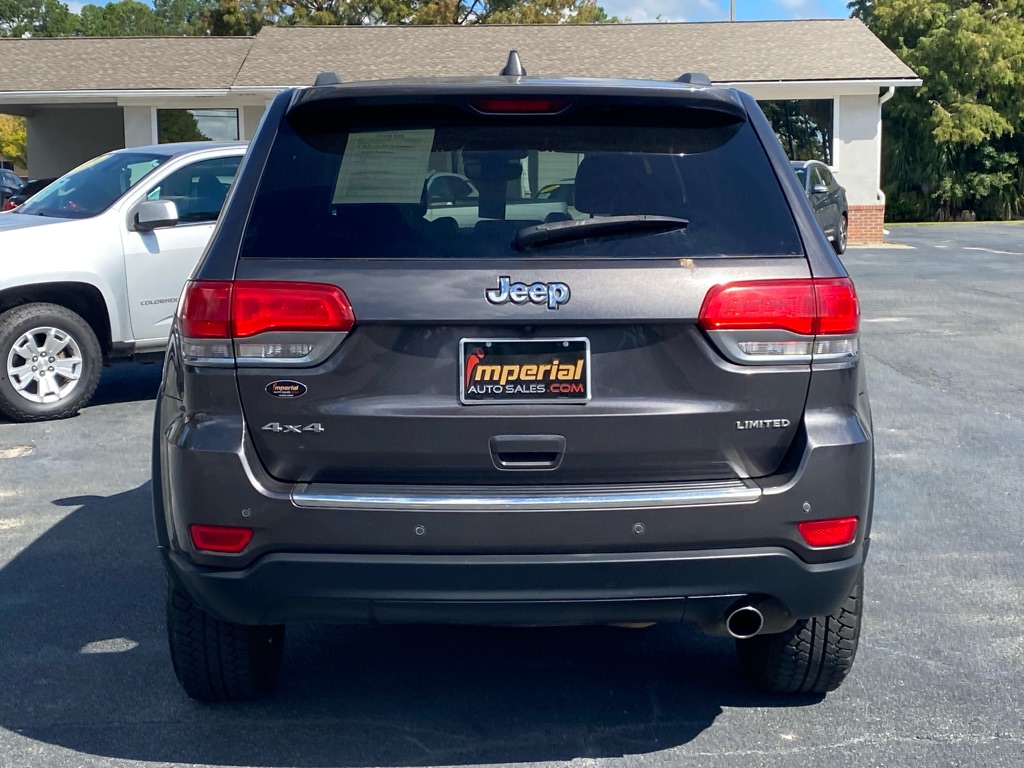Photo 8 of this JEEP GRAND CHEROKEE