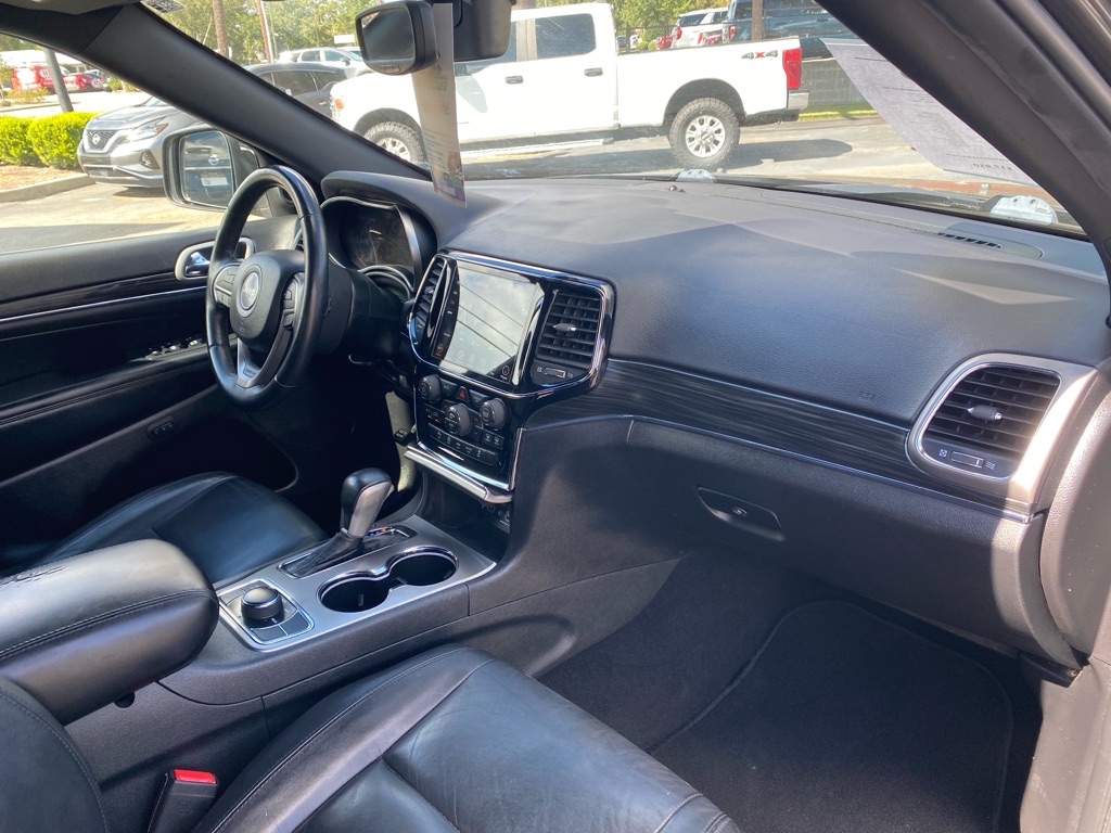 Photo 43 of this JEEP GRAND CHEROKEE