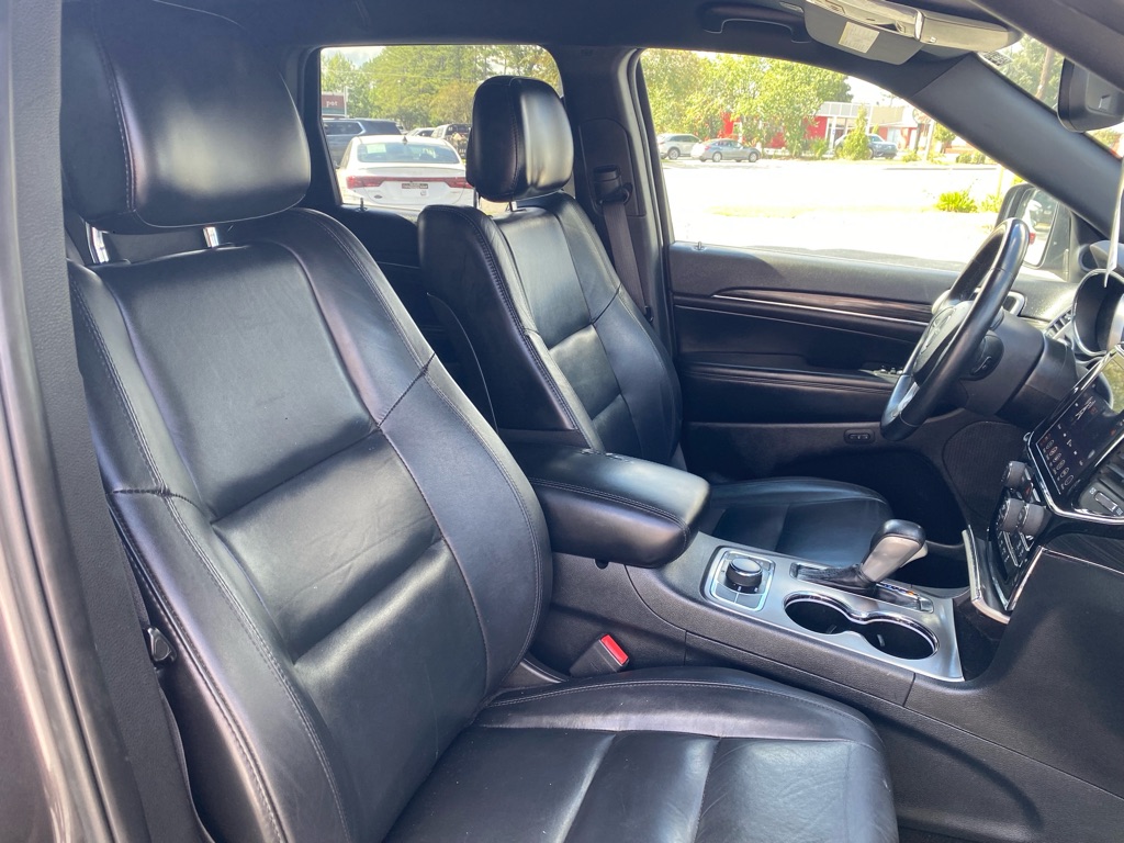 Photo 42 of this JEEP GRAND CHEROKEE