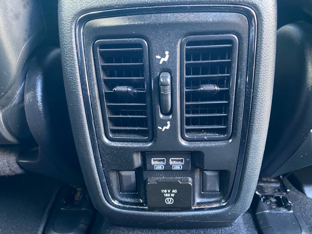 Photo 51 of this JEEP GRAND CHEROKEE