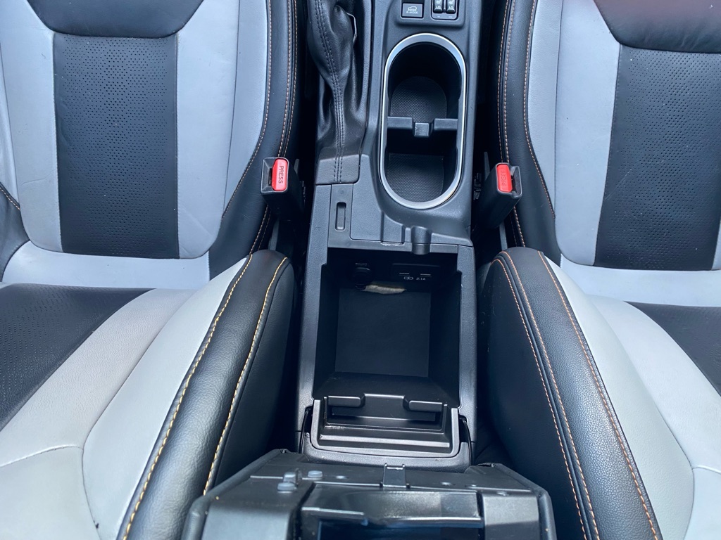 Photo 32 of this SUBARU CROSSTREK