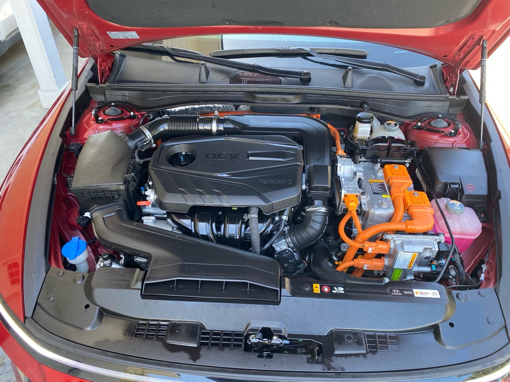 Photo 61 of this HYUNDAI SONATA HYBRID