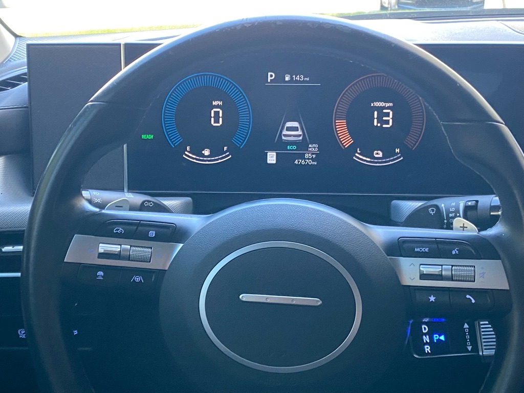 Photo 16 of this HYUNDAI SONATA HYBRID
