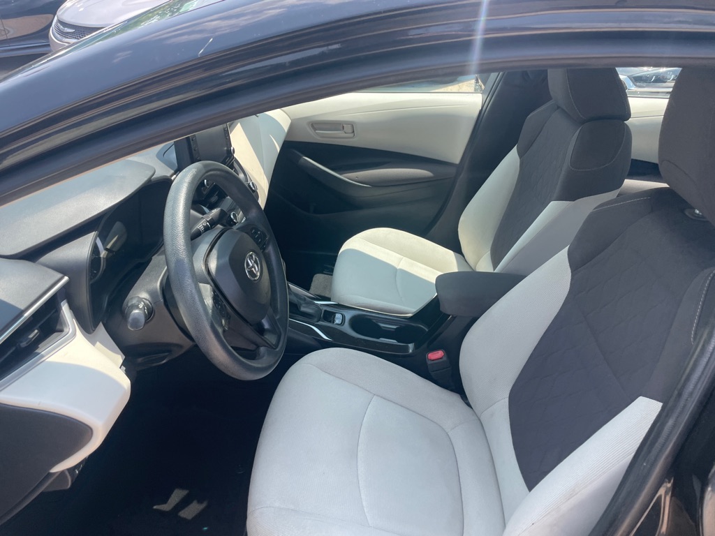 Photo 9 of this TOYOTA COROLLA