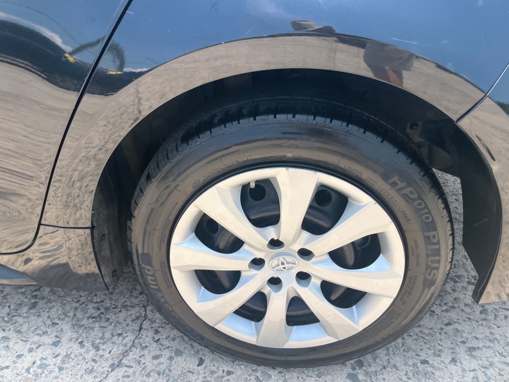 Photo 8 of this TOYOTA COROLLA
