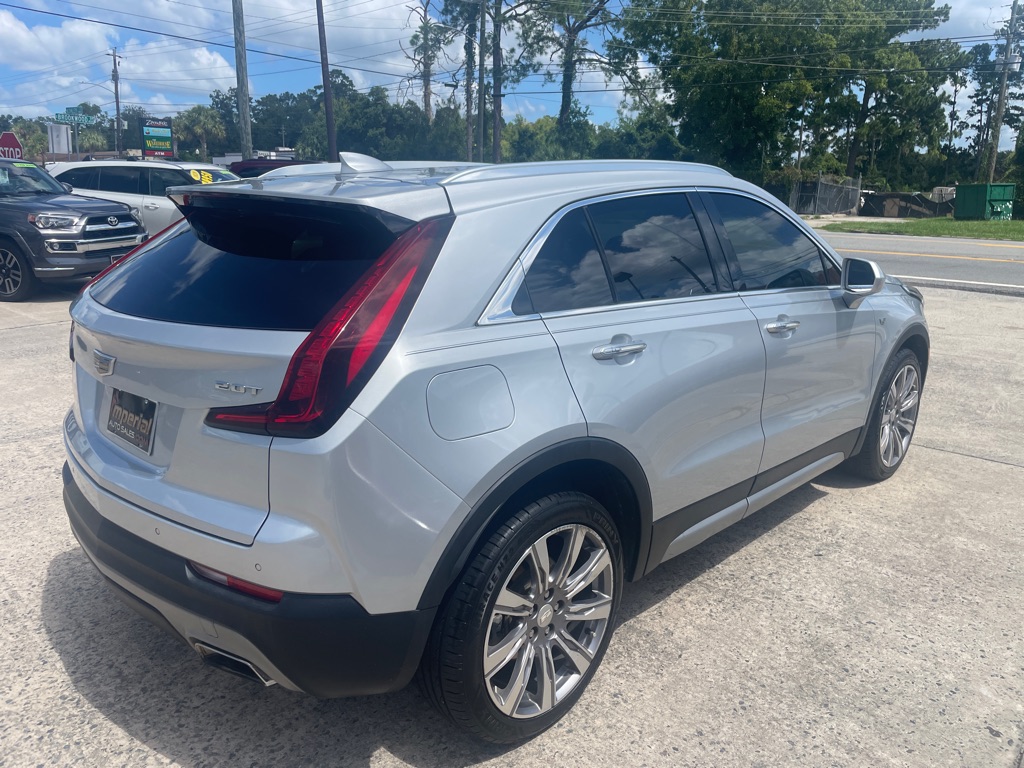 Photo 5 of this CADILLAC XT4