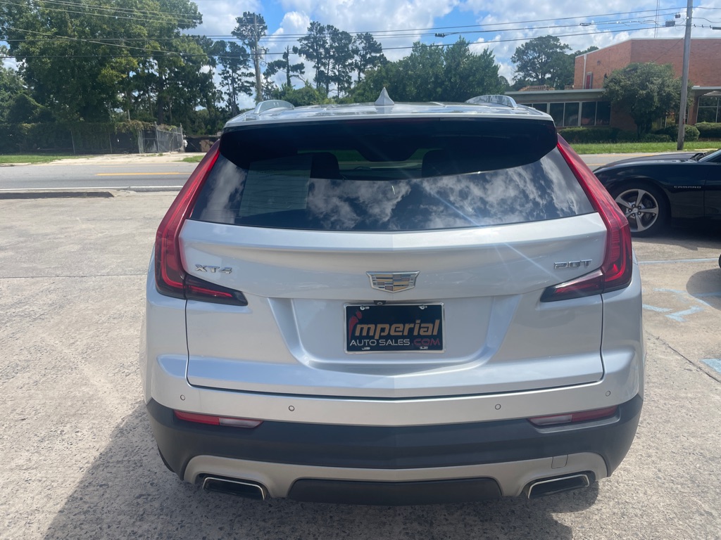 Photo 6 of this CADILLAC XT4
