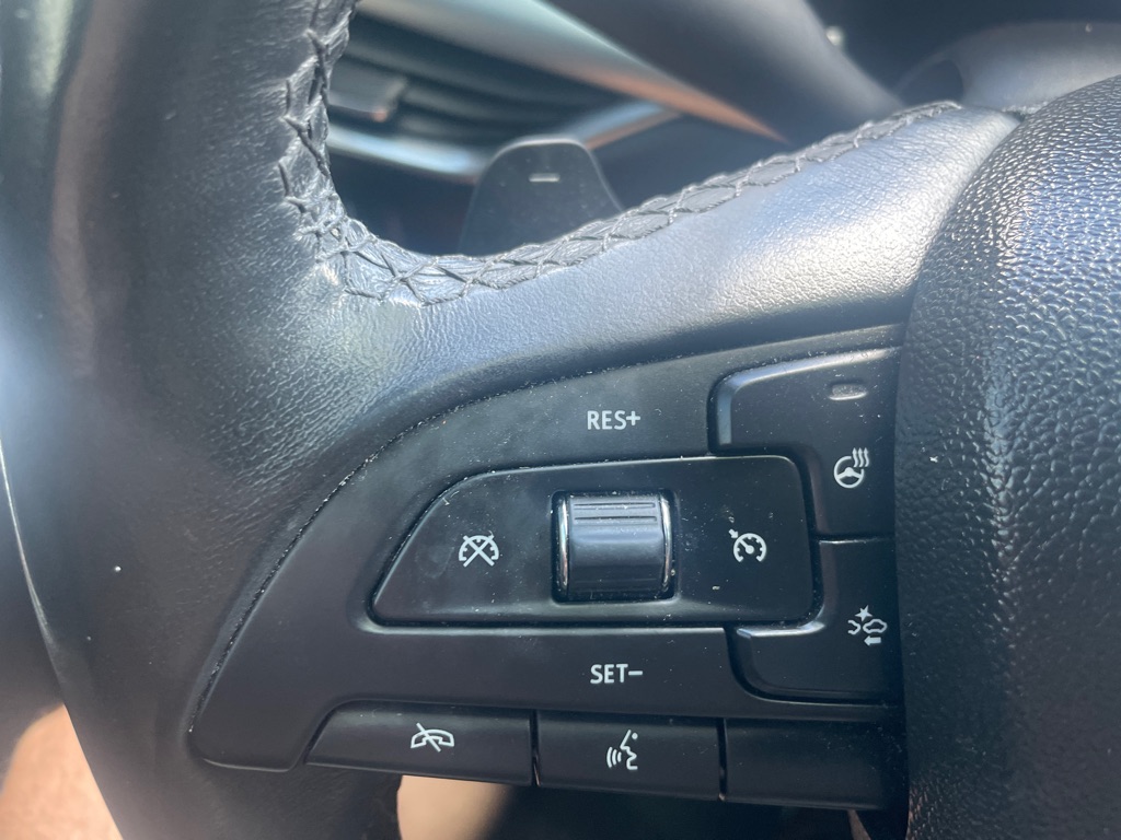 Photo 23 of this CADILLAC XT4