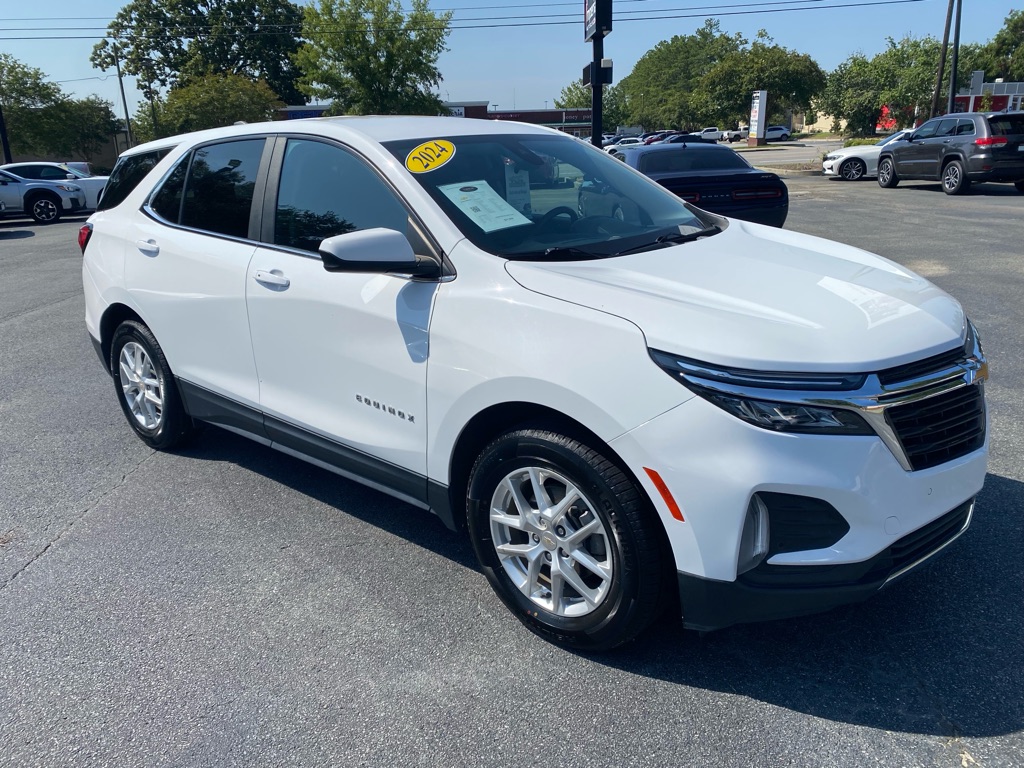 Photo 5 of this CHEVROLET EQUINOX