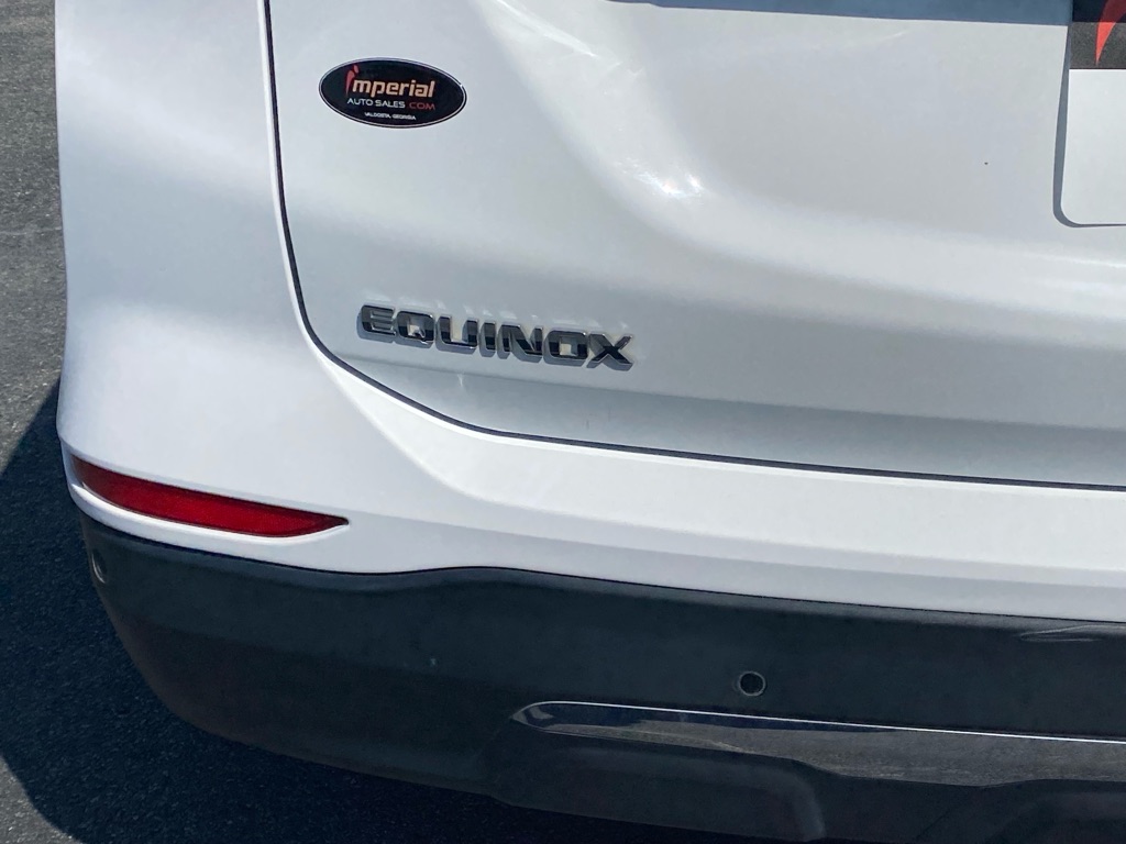 Photo 9 of this CHEVROLET EQUINOX
