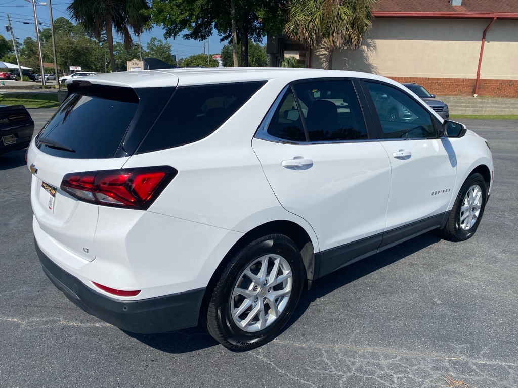 Photo 7 of this CHEVROLET EQUINOX