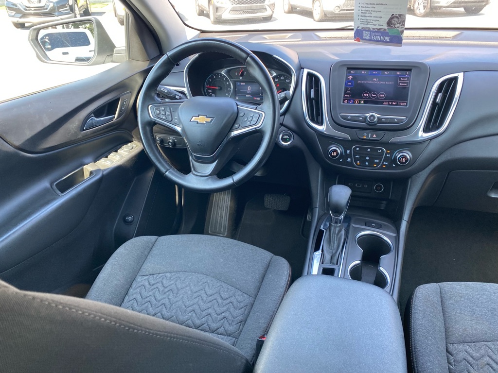 Photo 14 of this CHEVROLET EQUINOX