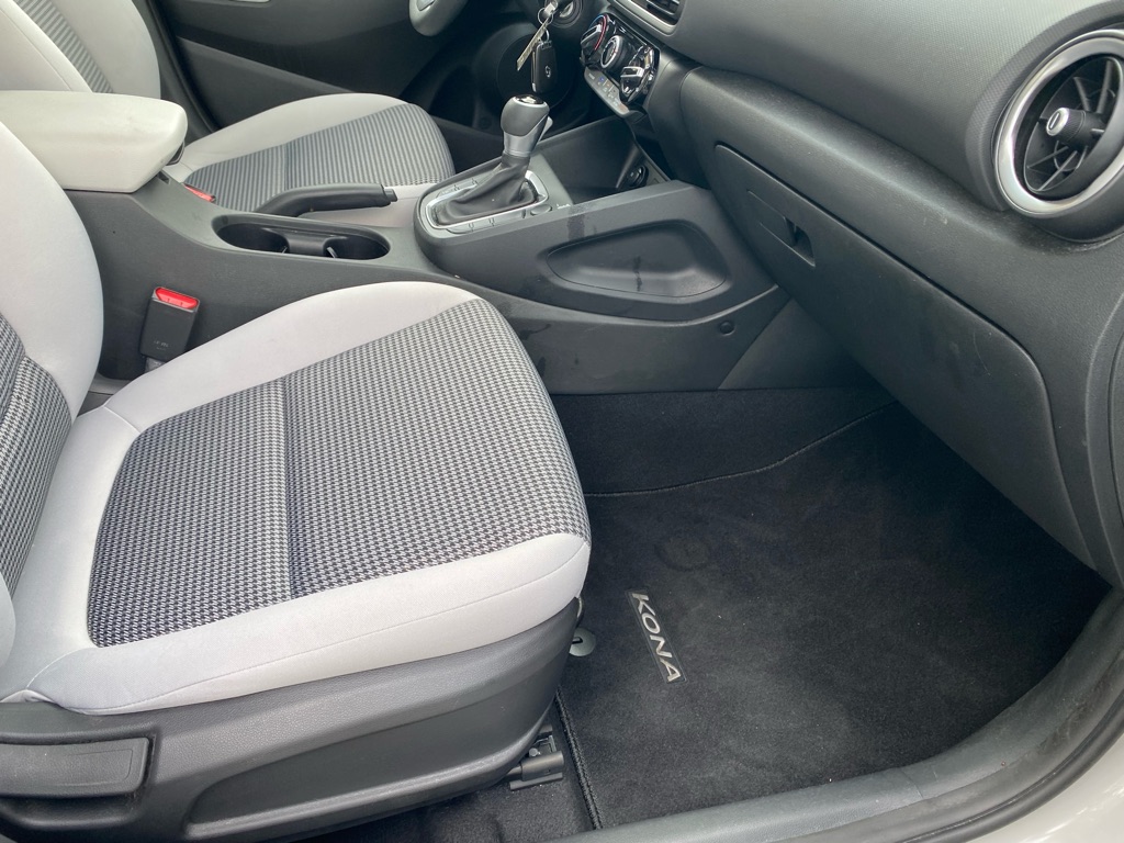 Photo 36 of this HYUNDAI KONA