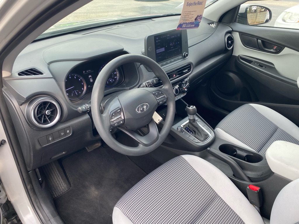 Photo 29 of this HYUNDAI KONA