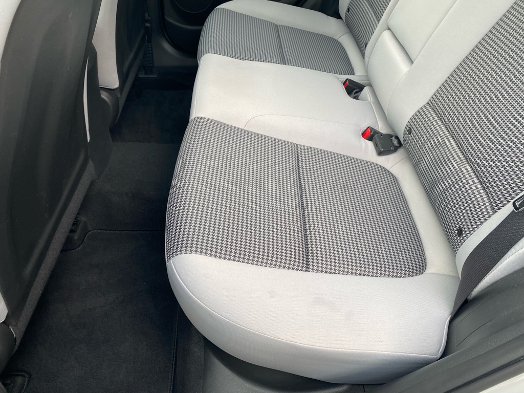 Photo 57 of this HYUNDAI KONA