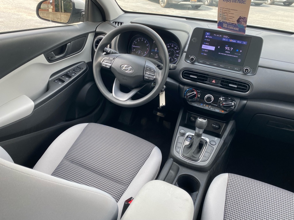 Photo 13 of this HYUNDAI KONA