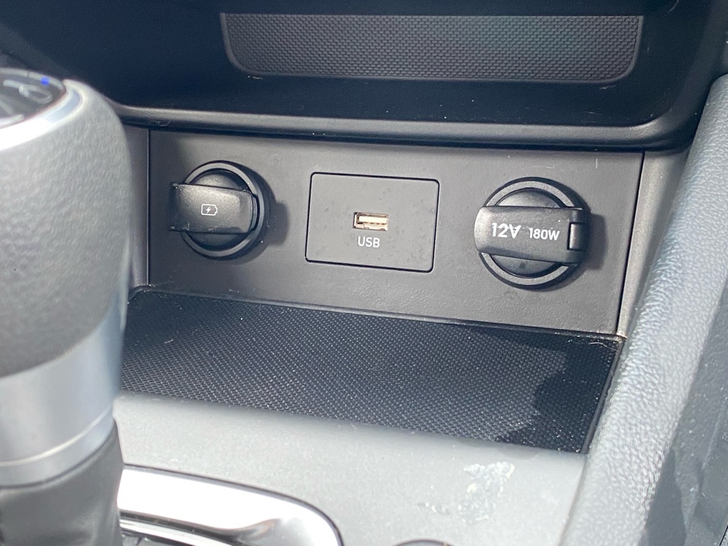 Photo 24 of this HYUNDAI KONA