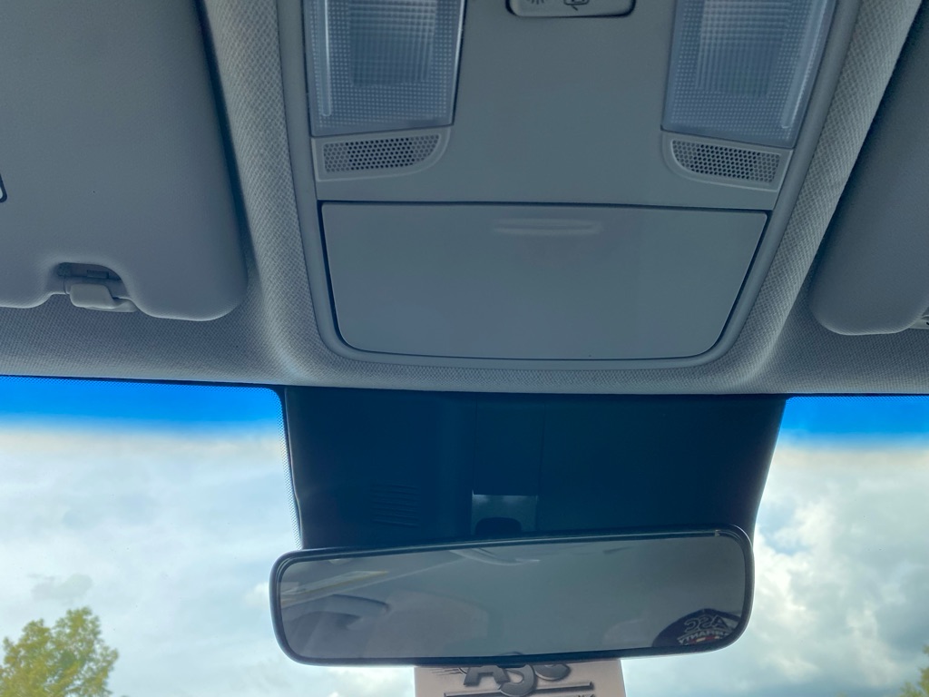 Photo 25 of this HYUNDAI KONA