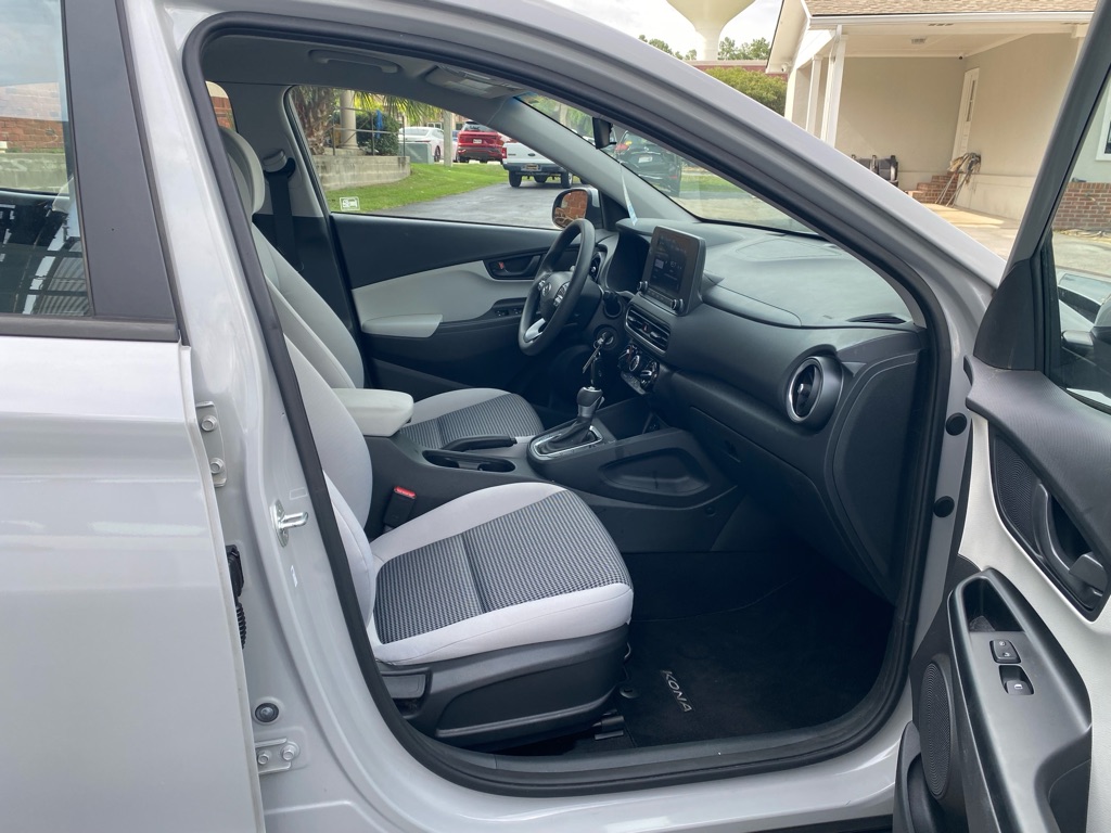 Photo 34 of this HYUNDAI KONA