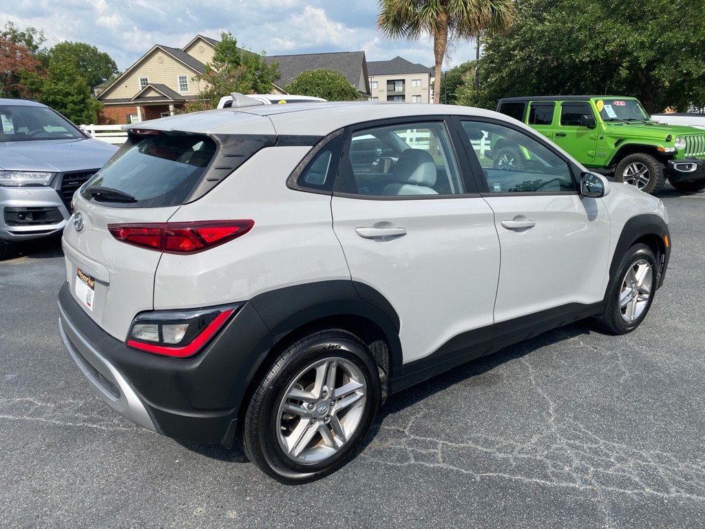 Photo 7 of this HYUNDAI KONA