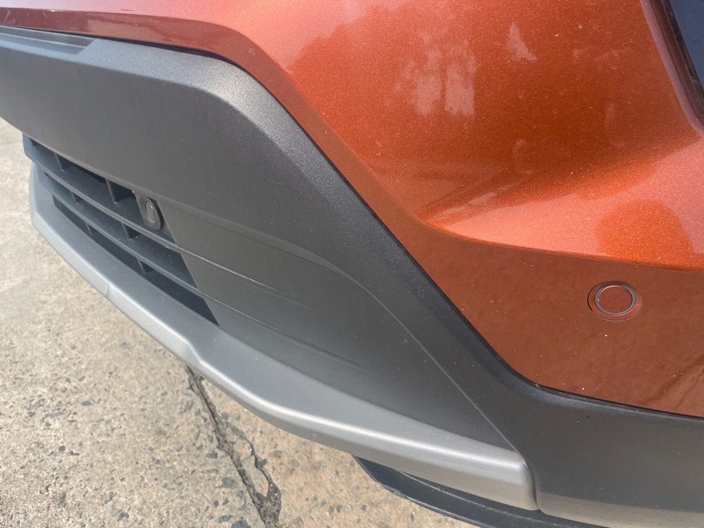 Photo 14 of this CADILLAC XT4