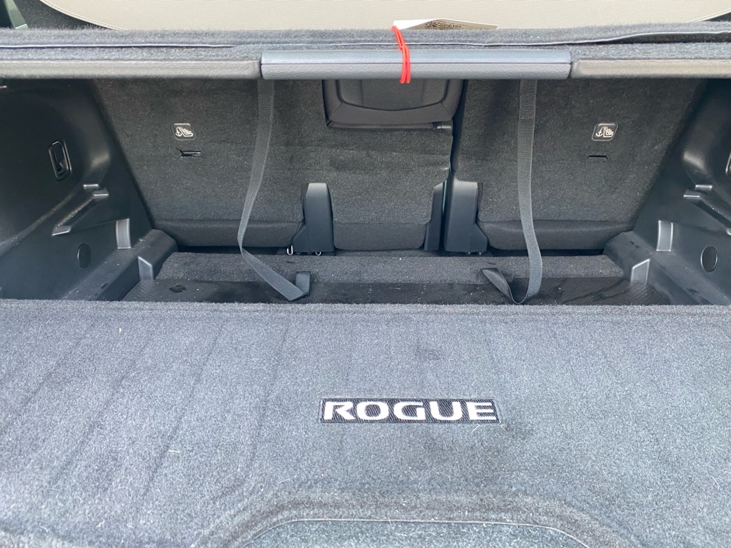 Photo 60 of this NISSAN ROGUE