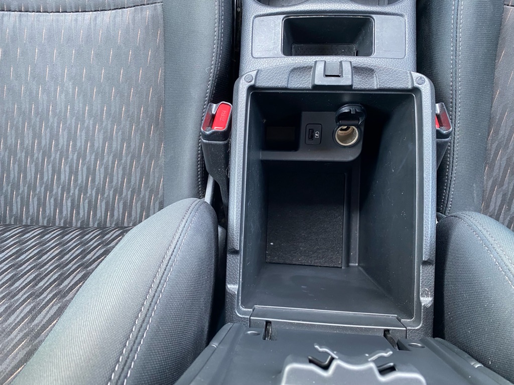 Photo 24 of this NISSAN ROGUE