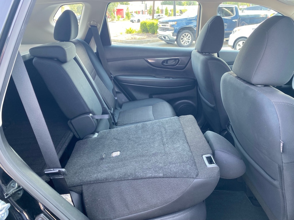 Photo 46 of this NISSAN ROGUE