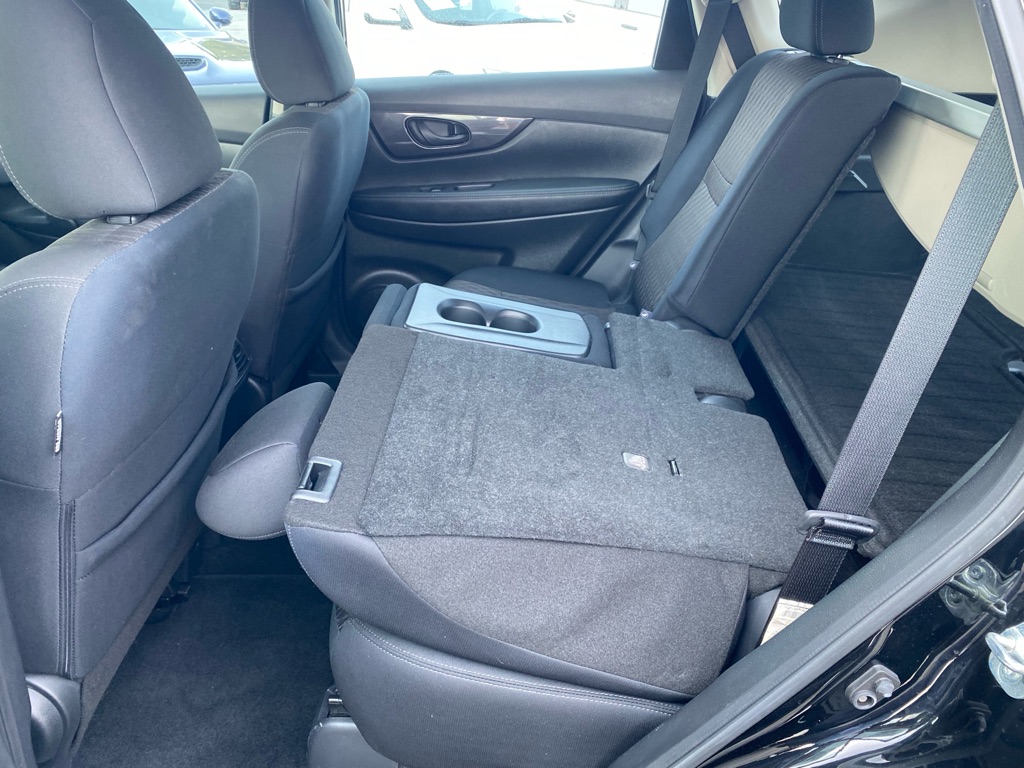 Photo 69 of this NISSAN ROGUE