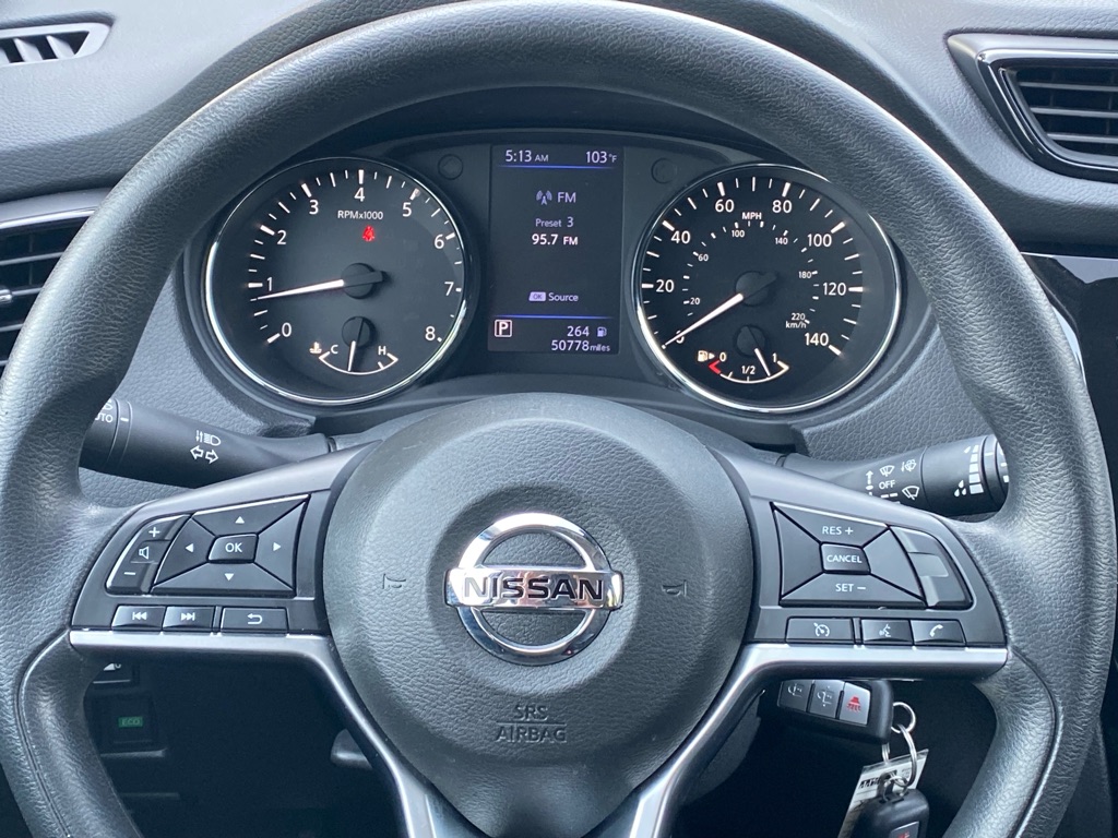 Photo 15 of this NISSAN ROGUE