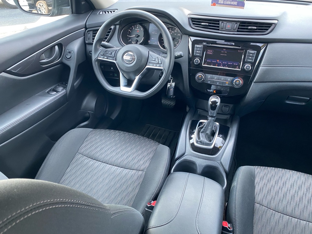 Photo 13 of this NISSAN ROGUE