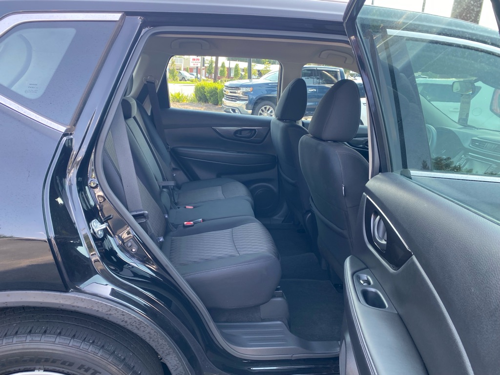 Photo 41 of this NISSAN ROGUE