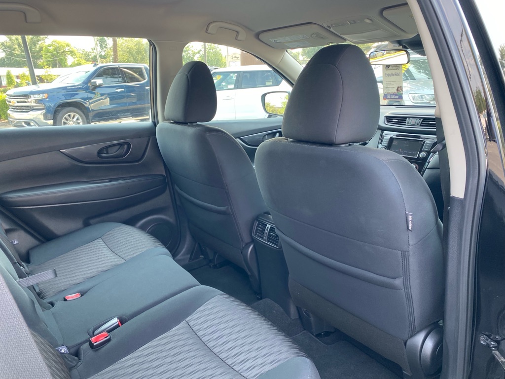 Photo 43 of this NISSAN ROGUE